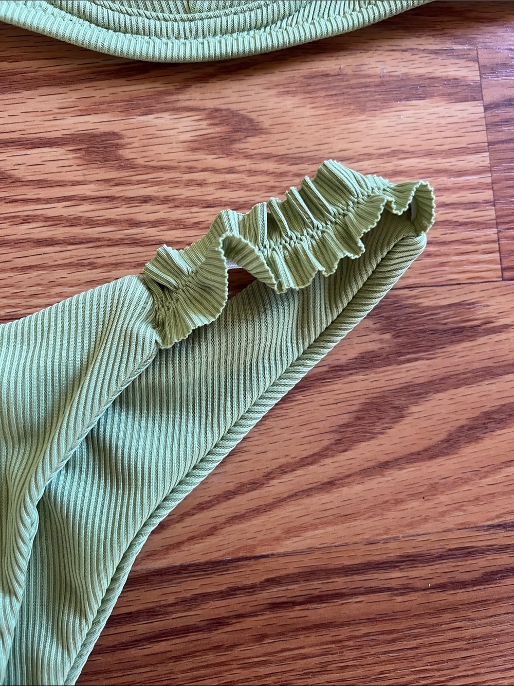 Zaful Olive Green Ribbed Ruffle Bikini Set - Picture 4 of 7